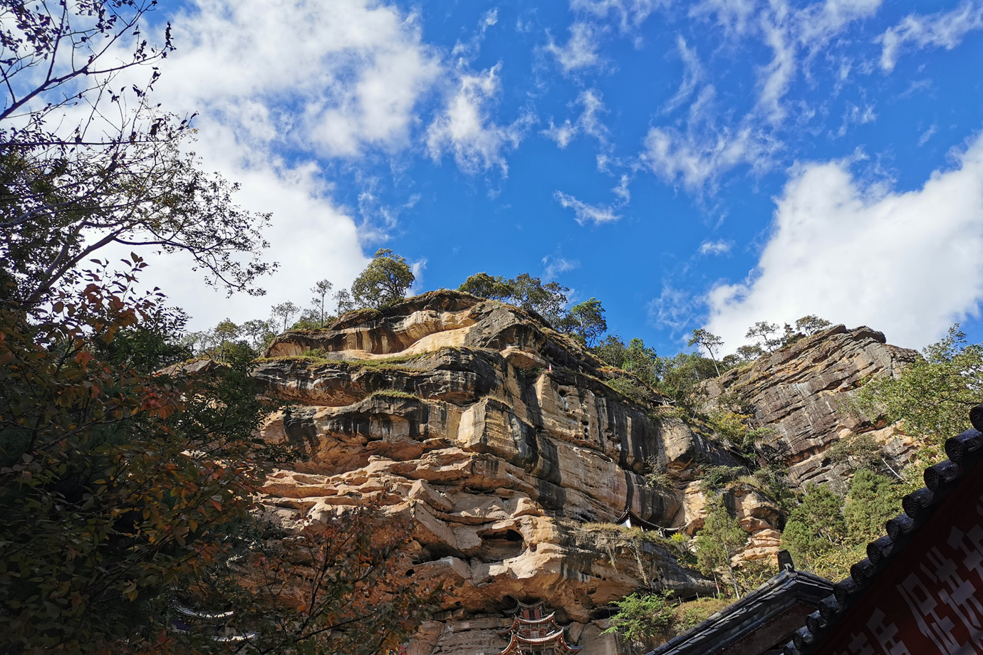 雲南劍川-石寶山寶相寺