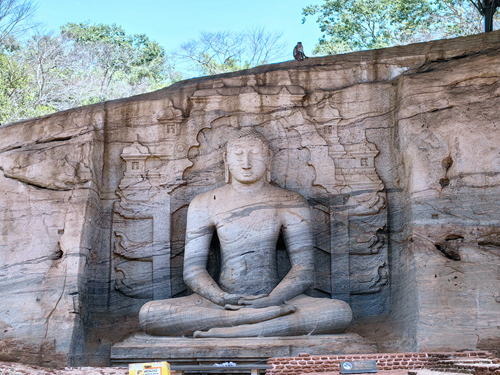 斯里蘭卡-波隆納魯沃遺址 Polonnaruwa (三佛石窟)