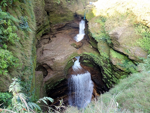 波卡拉 - 尼波公路．西藏村．大衛瀑布David Fall．摩訶戴弗洞穴 Gupteshower Mahadev Cave